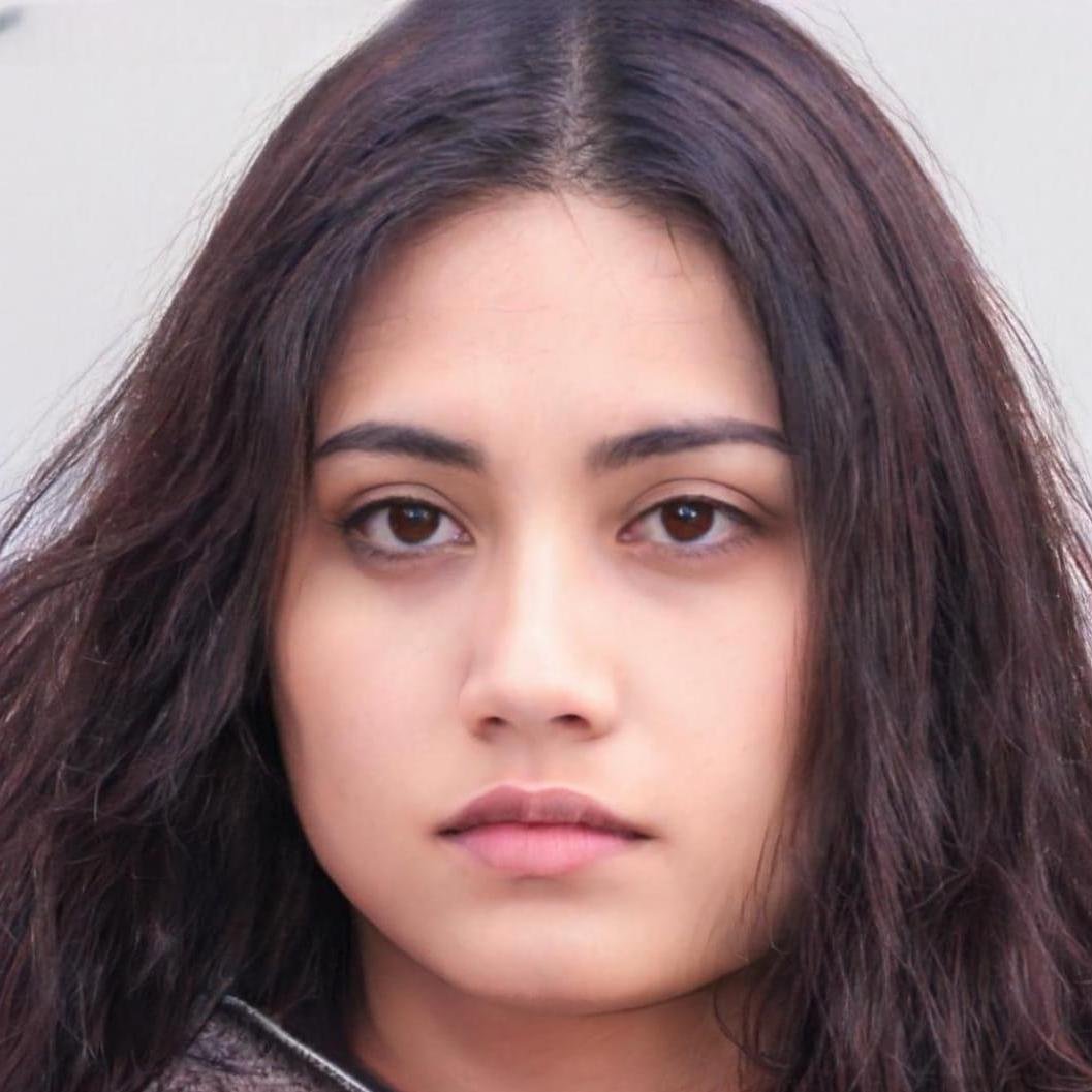 Suzie Iris